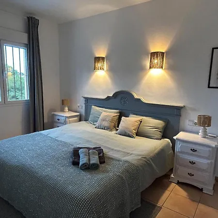 Casa La Luna Granadella Villa *